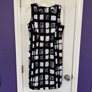 Ronni Nicole Geometric Black White Sleeveless Sheath Dress Women’s Size 10